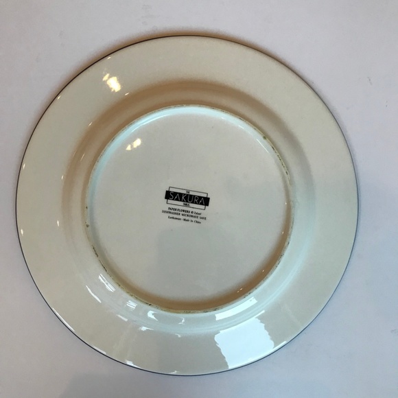 The Sakura Table Floral 11" Plate Paper Flowers - Picture 3 of 8